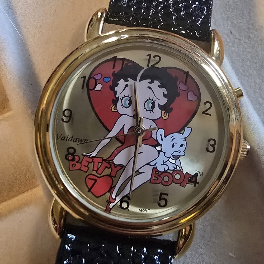 Vintage Valdawn Betty Boop Gold and Black Watch